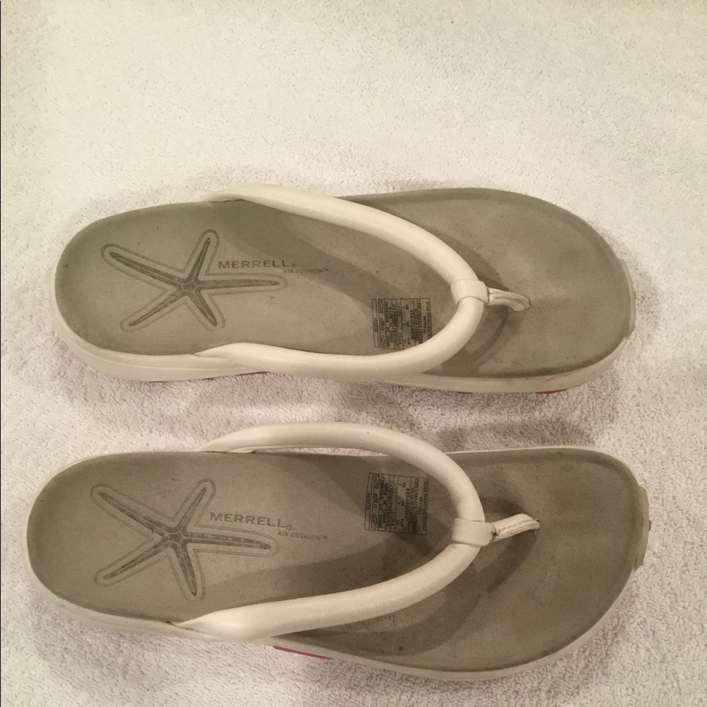 MERRELL FLIP FLOPS 🩴